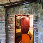 Borgo Certano - In Toscana *