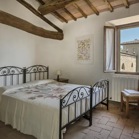 Borgo Certano - In Toscana Siena